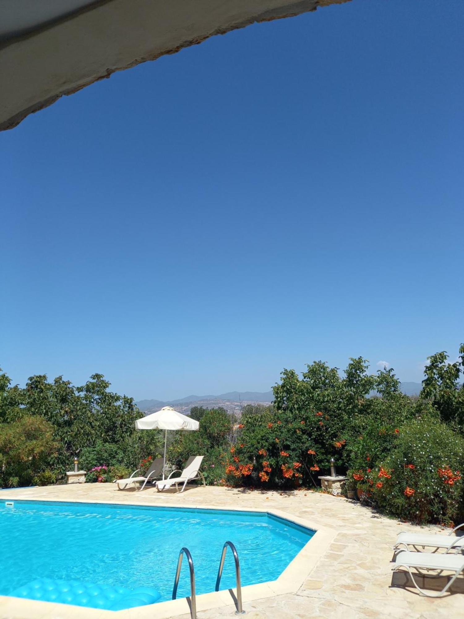 Pano Akourdalia Villa Koumneni מראה חיצוני תמונה